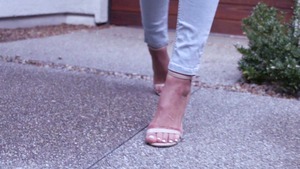 MILFs Like It Big - Bald Makayla Cox MILF cowgirl fuck porn