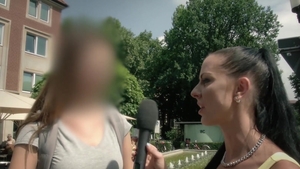 Hitzefrei.com: Shaved Kacy Kisha dick sucking outdoors