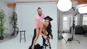 BRAZZERS Exxtra - Gianna Grey is so athletic photographer