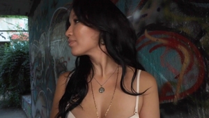 PublicAgent.com - Colombian Asia Vargas is a natural amateur