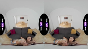 TMWVR Network: Passionate girlfriend flashing in the kitchen